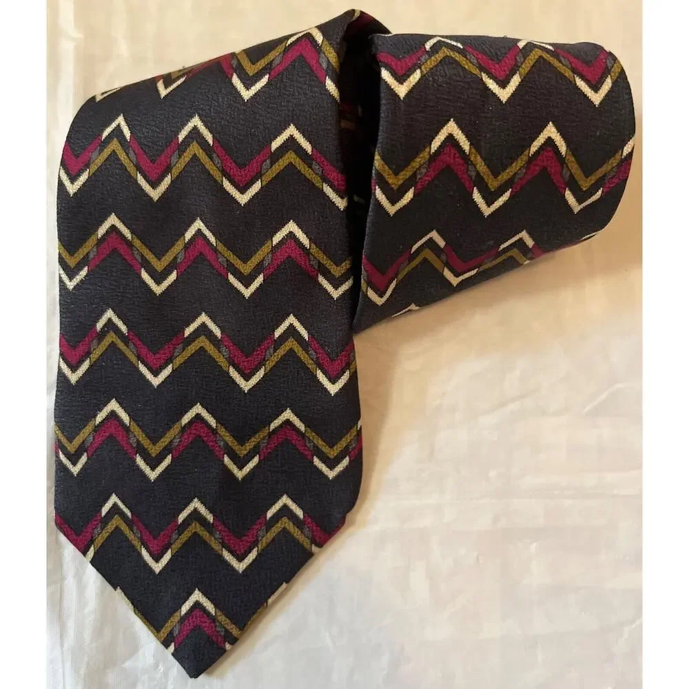 Silk Tie - Countess Mara - Vintage Necktie ~